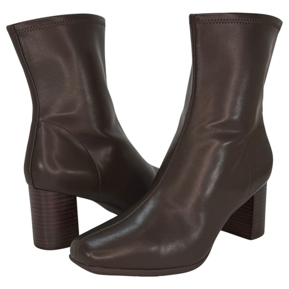 AEROSOLES Shoes - Aerosoles Miley Chocolate Brown Faux Leather Womens Ankle Booties Size 10W